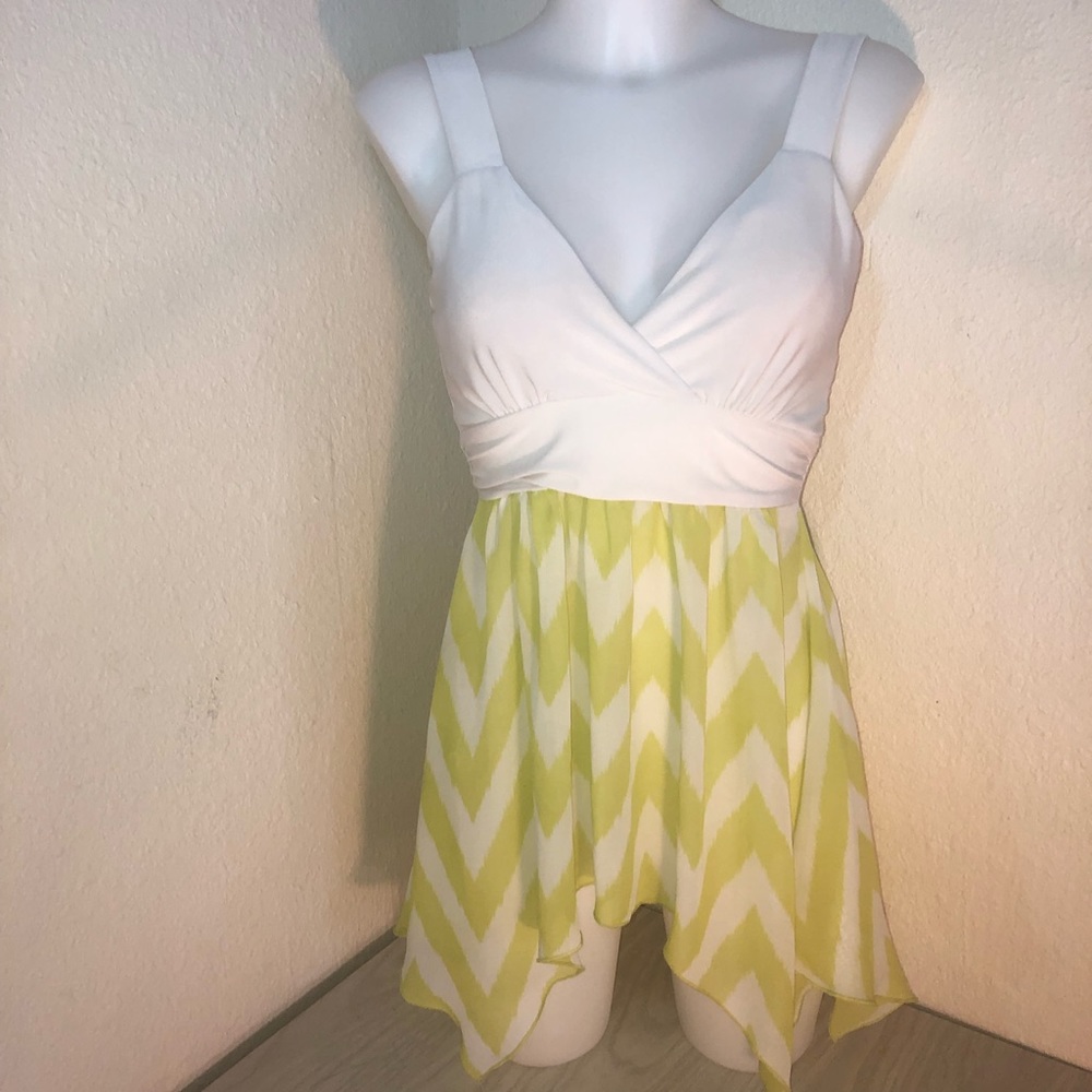SUMMER FLOWY TOP